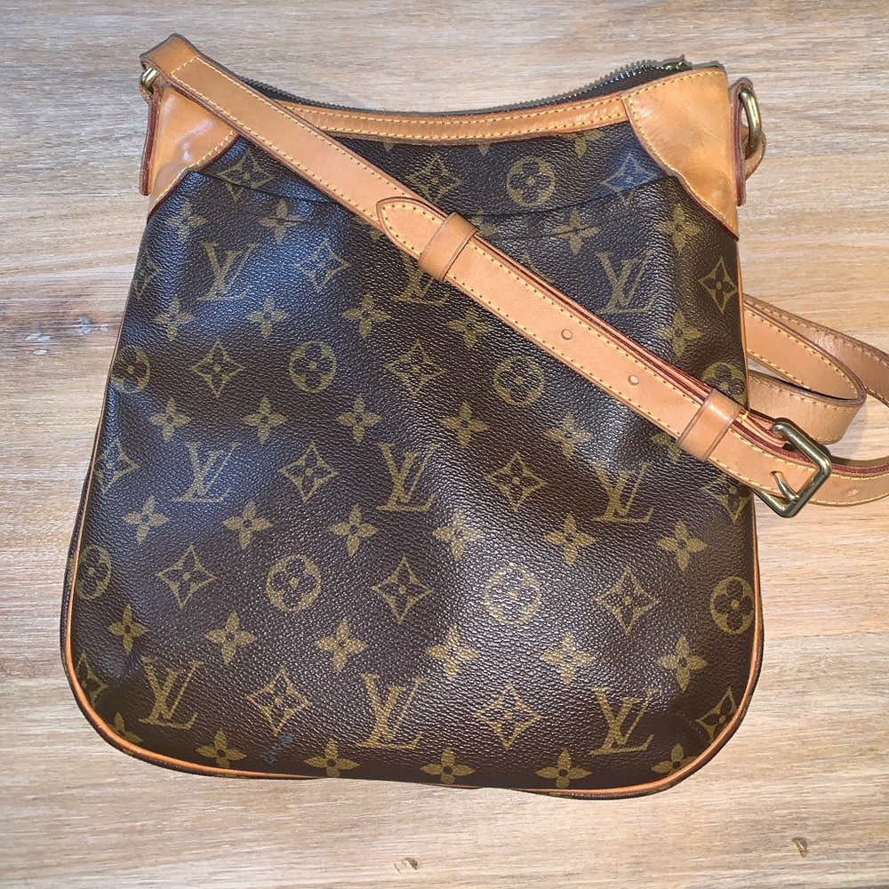 Louis Vuitton Odeon MM Crossbody